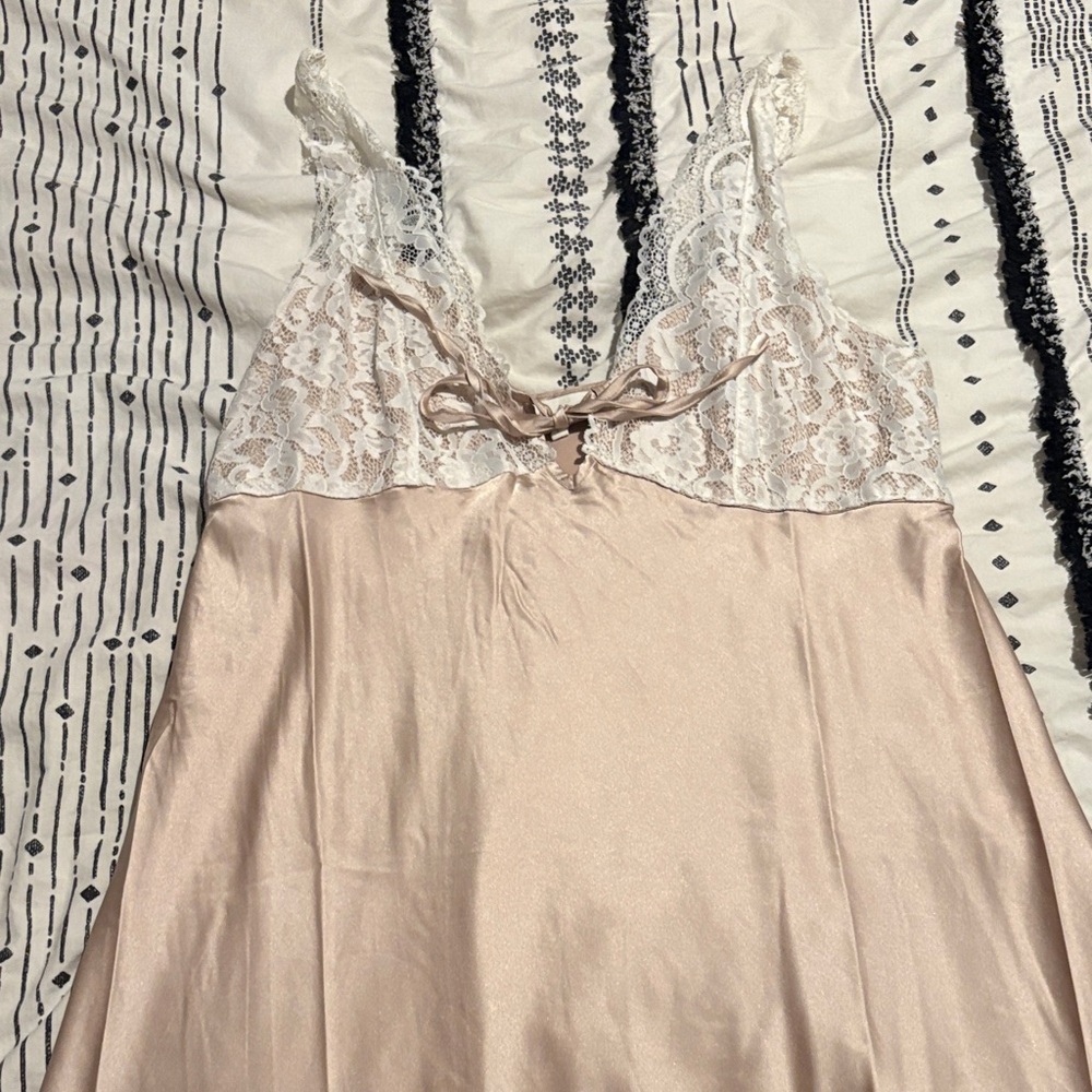 Silky Lace-Trim Satin- Blush Maternity Dress